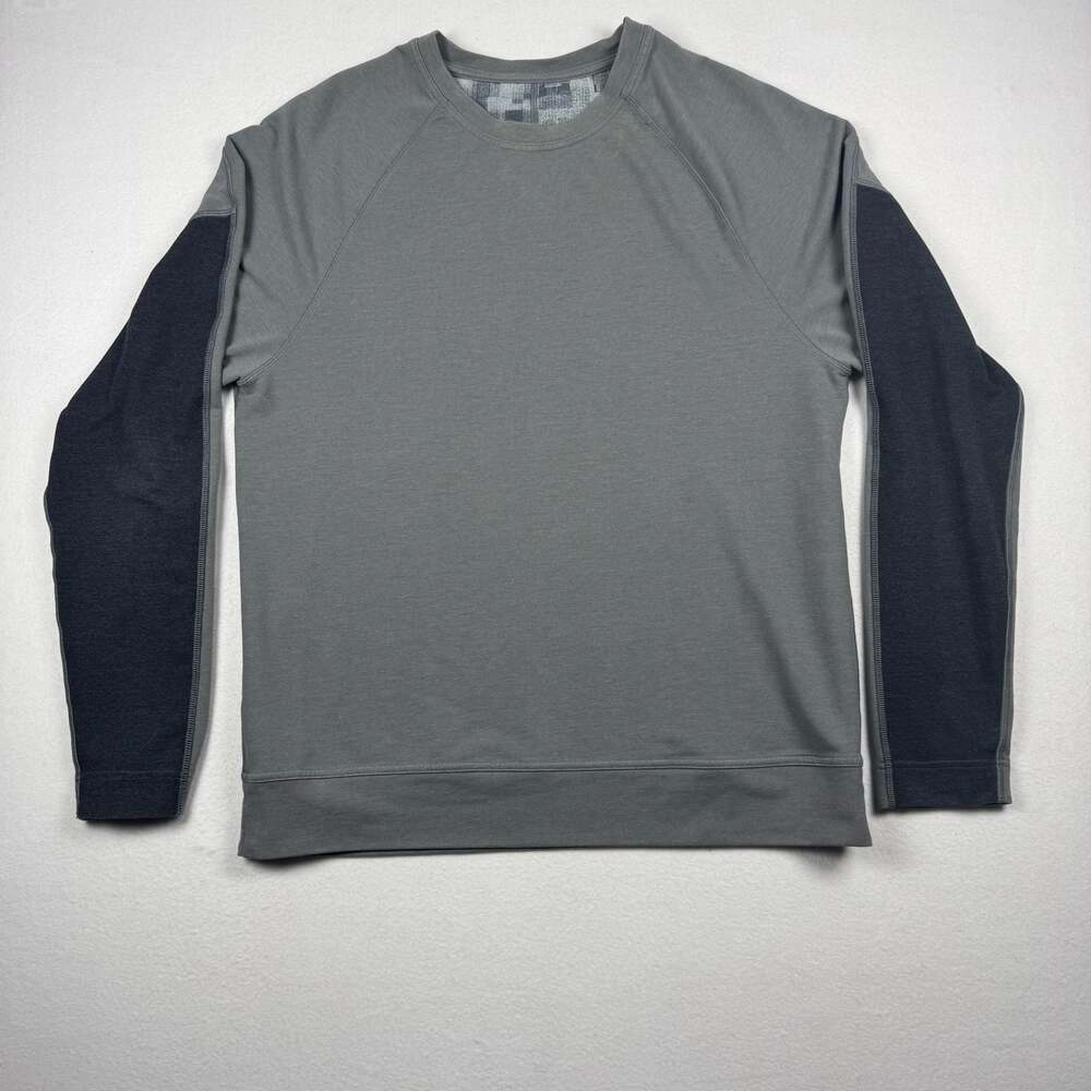 Lululemon Men's Gray Color Block Crewneck Long Sleeve Sweatshirt